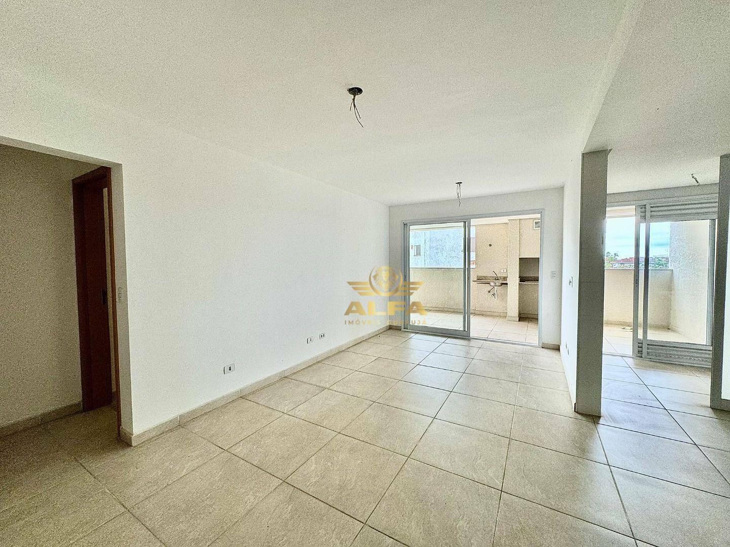 Apartamento à venda com 3 quartos, 135m² - Foto 3