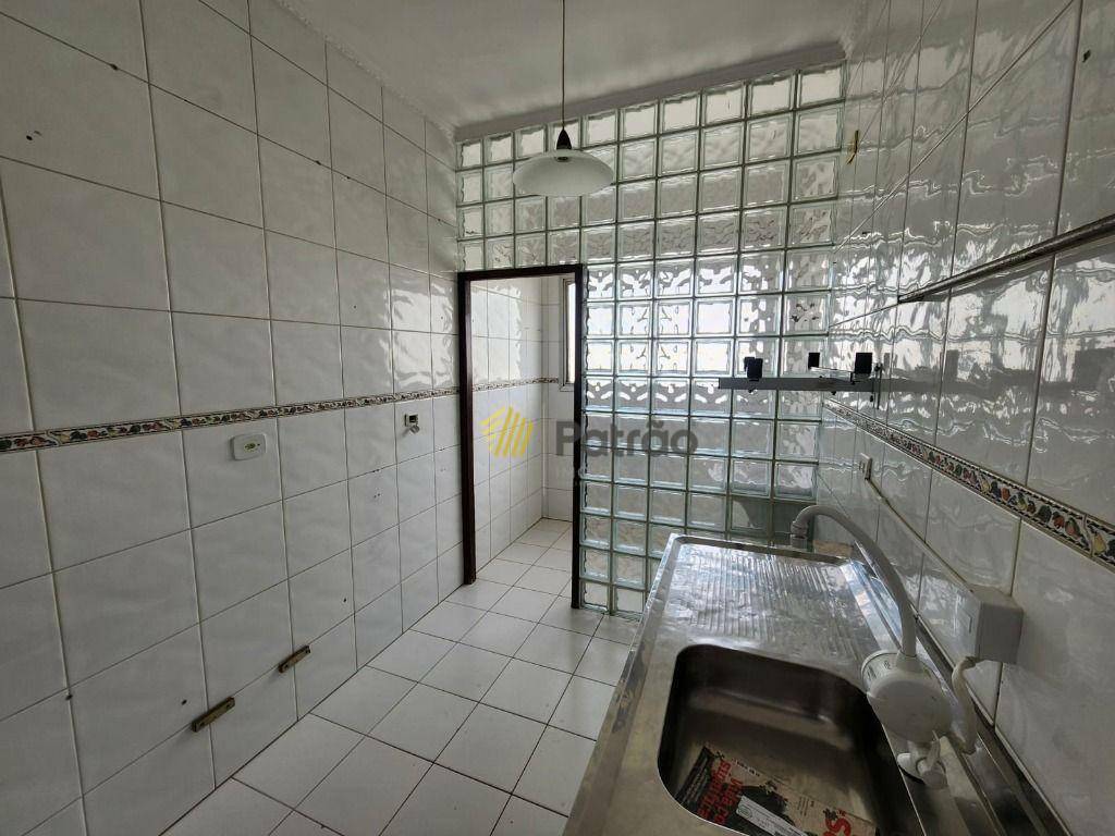 Apartamento à venda e aluguel com 3 quartos, 80m² - Foto 10