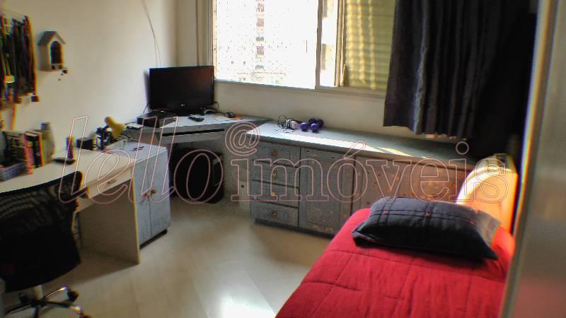 Apartamento para alugar com 4 quartos, 138m² - Foto 11