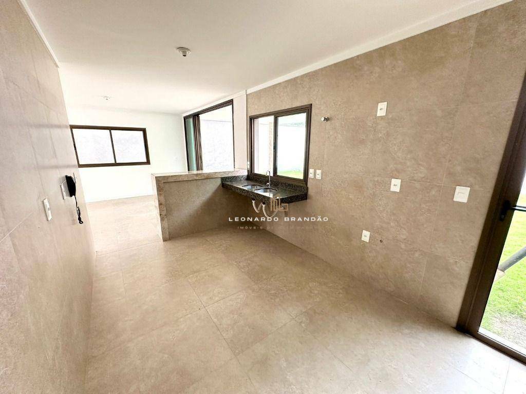 Casa de Condomínio à venda com 3 quartos, 236m² - Foto 11