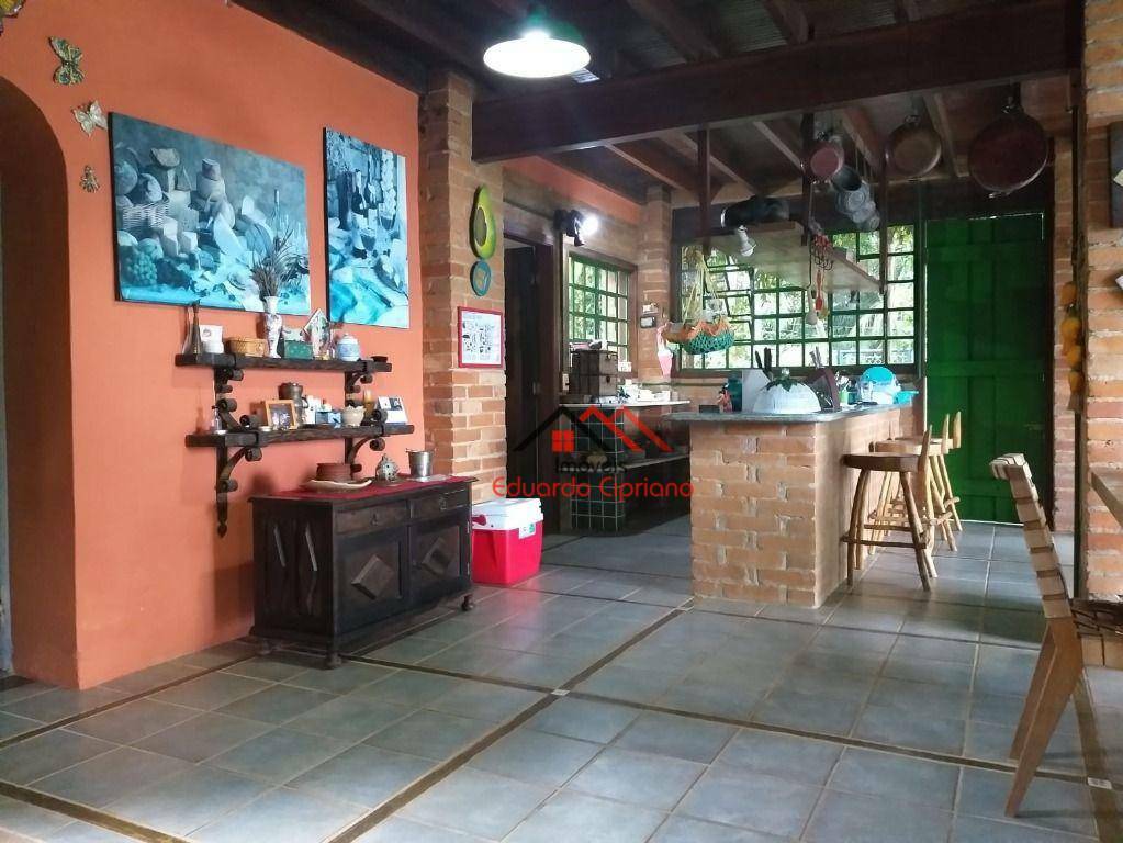 Casa de Condomínio à venda com 4 quartos, 360m² - Foto 18