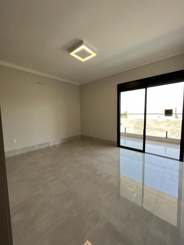 Casa à venda com 4 quartos, 249m² - Foto 27