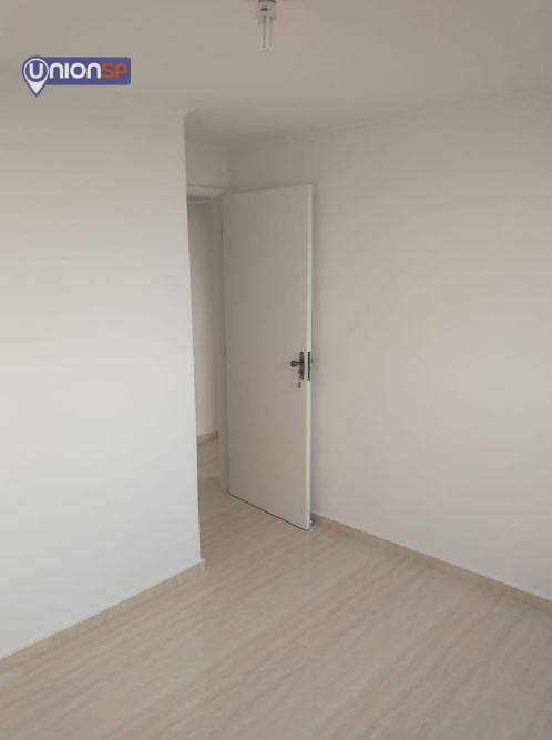 Apartamento à venda com 2 quartos, 56m² - Foto 4