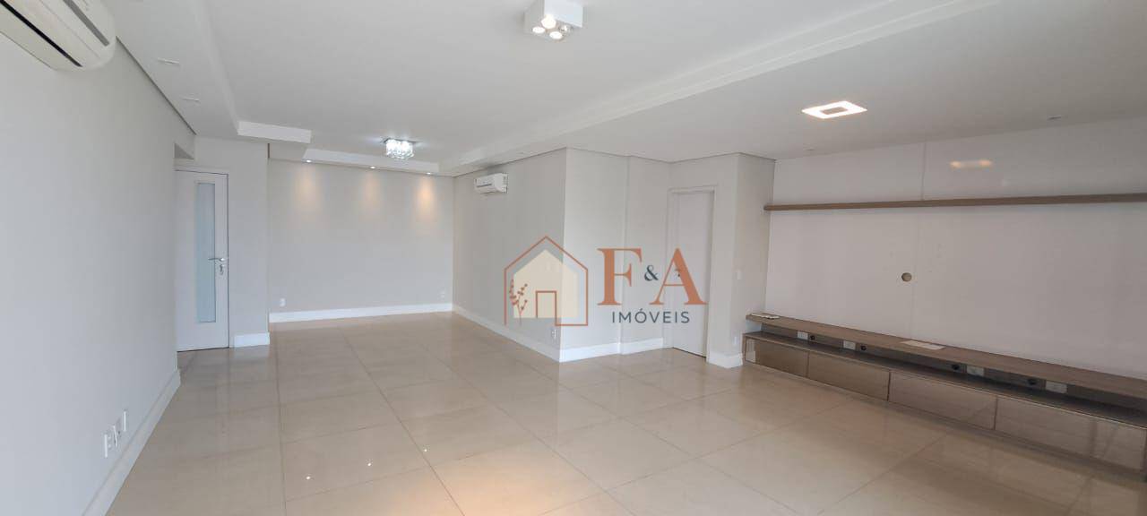 Apartamento à venda com 3 quartos, 150m² - Foto 5