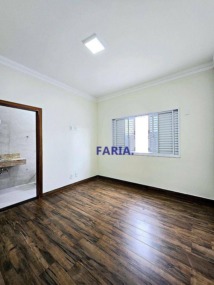 Casa de Condomínio à venda com 3 quartos, 200m² - Foto 9