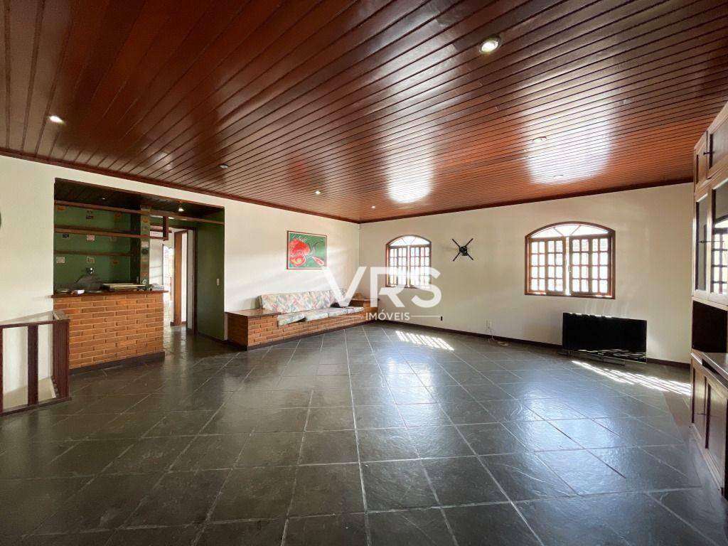 Casa à venda e aluguel com 6 quartos, 288m² - Foto 24