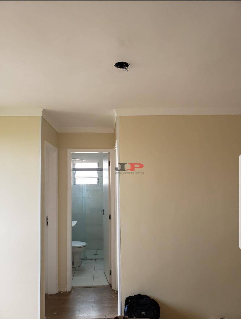 Apartamento à venda com 2 quartos, 45m² - Foto 11