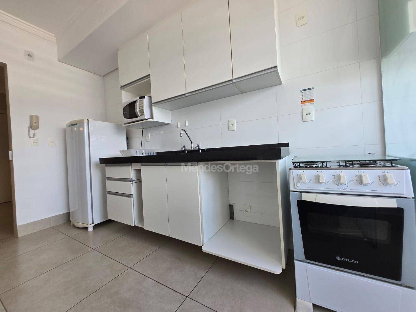 Apartamento para alugar com 3 quartos, 96m² - Foto 12