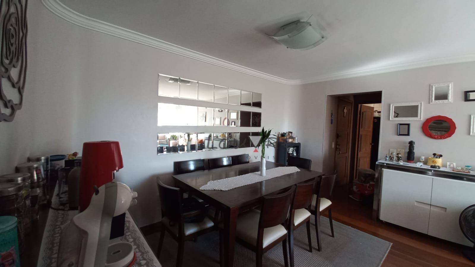 Apartamento à venda com 3 quartos, 93m² - Foto 1