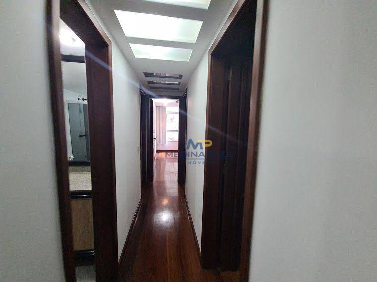 Apartamento à venda com 4 quartos, 260m² - Foto 17