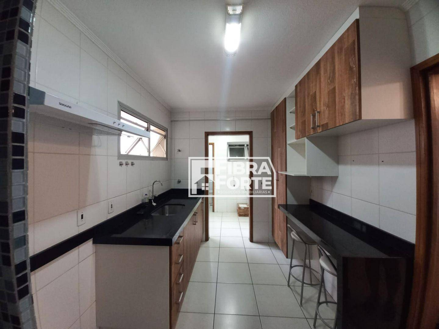 Apartamento para alugar com 2 quartos, 70m² - Foto 9