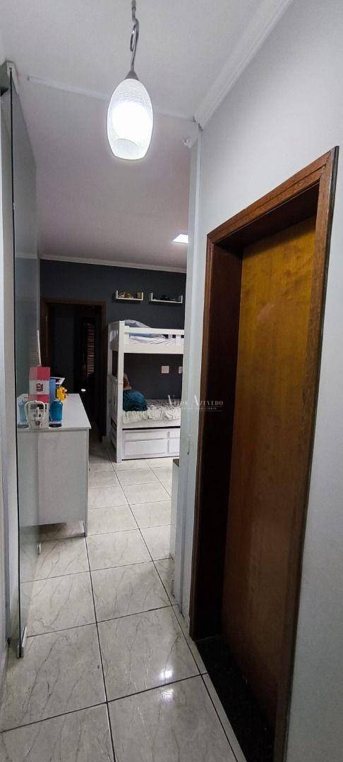 Casa à venda com 4 quartos, 180m² - Foto 5