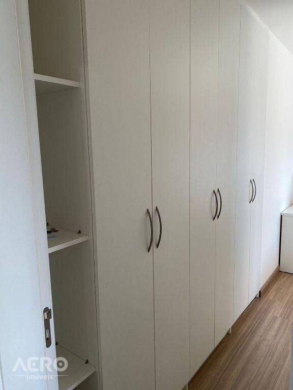 Apartamento à venda com 2 quartos, 62m² - Foto 13