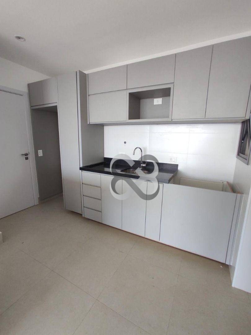 Apartamento para alugar com 2 quartos, 115m² - Foto 9