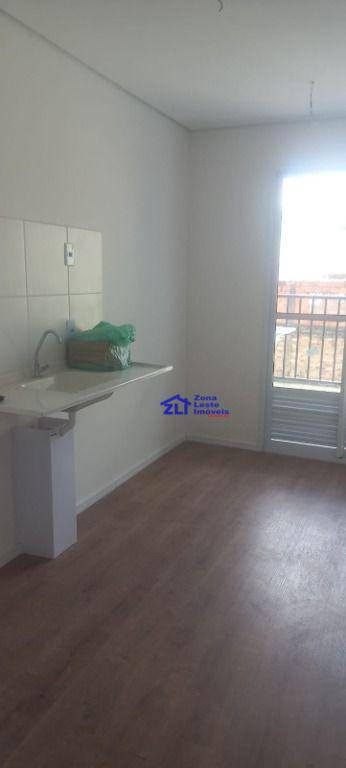 Apartamento à venda com 1 quarto, 32m² - Foto 2