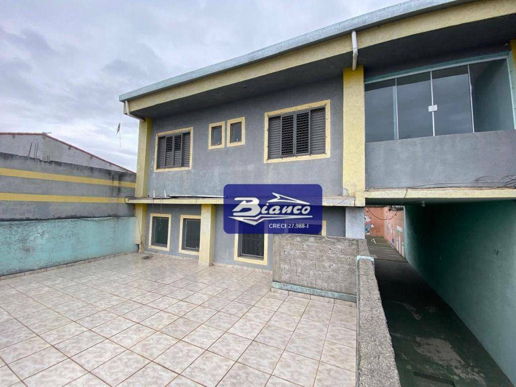 Sobrado à venda e aluguel com 4 quartos, 250m² - Foto 42