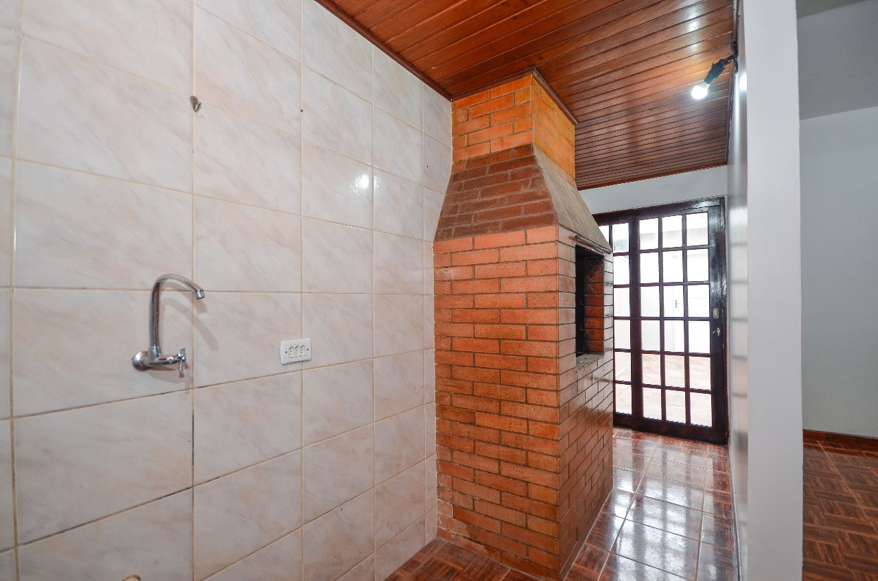 Casa à venda com 3 quartos, 80m² - Foto 24