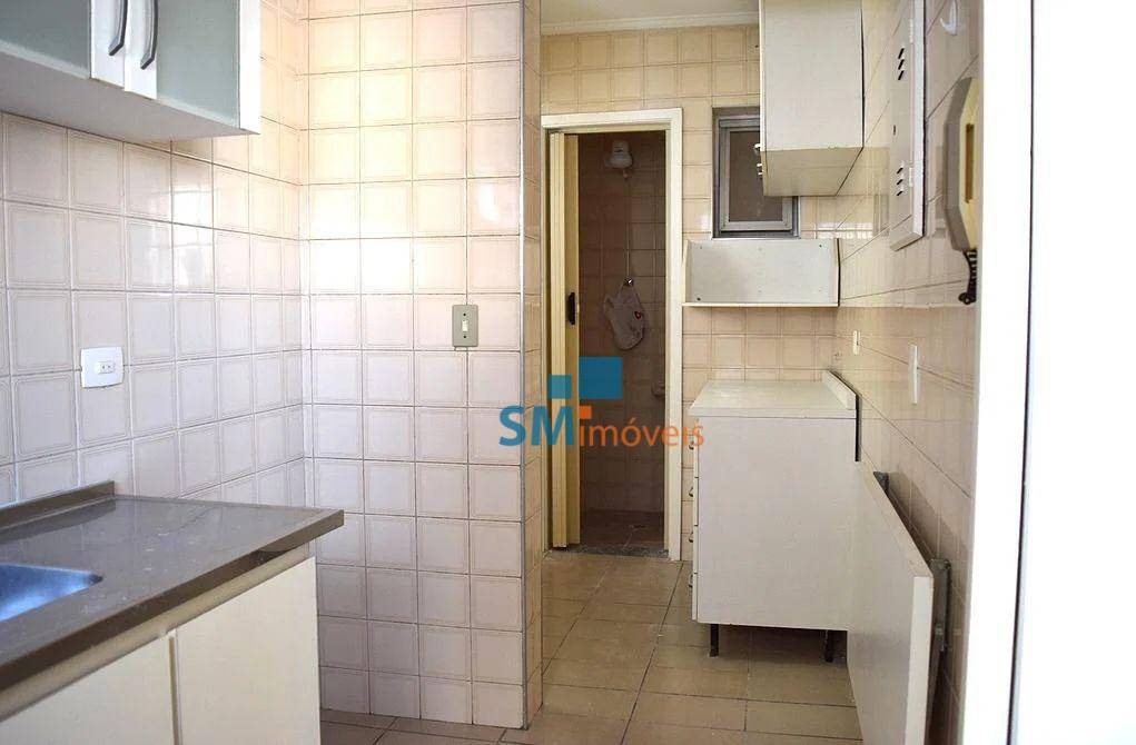 Apartamento à venda com 2 quartos, 70m² - Foto 15