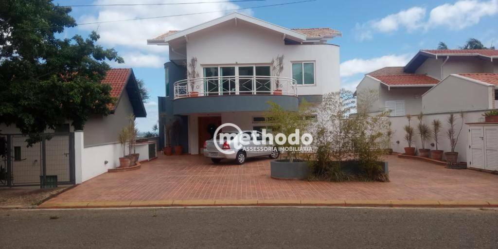 Casa de Condomínio à venda com 3 quartos, 404m² - Foto 1