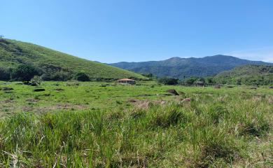 Fazenda à venda com 3 quartos, 232m² - Foto 22