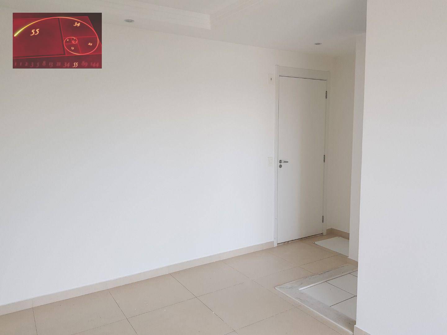 Apartamento à venda com 2 quartos, 55m² - Foto 3