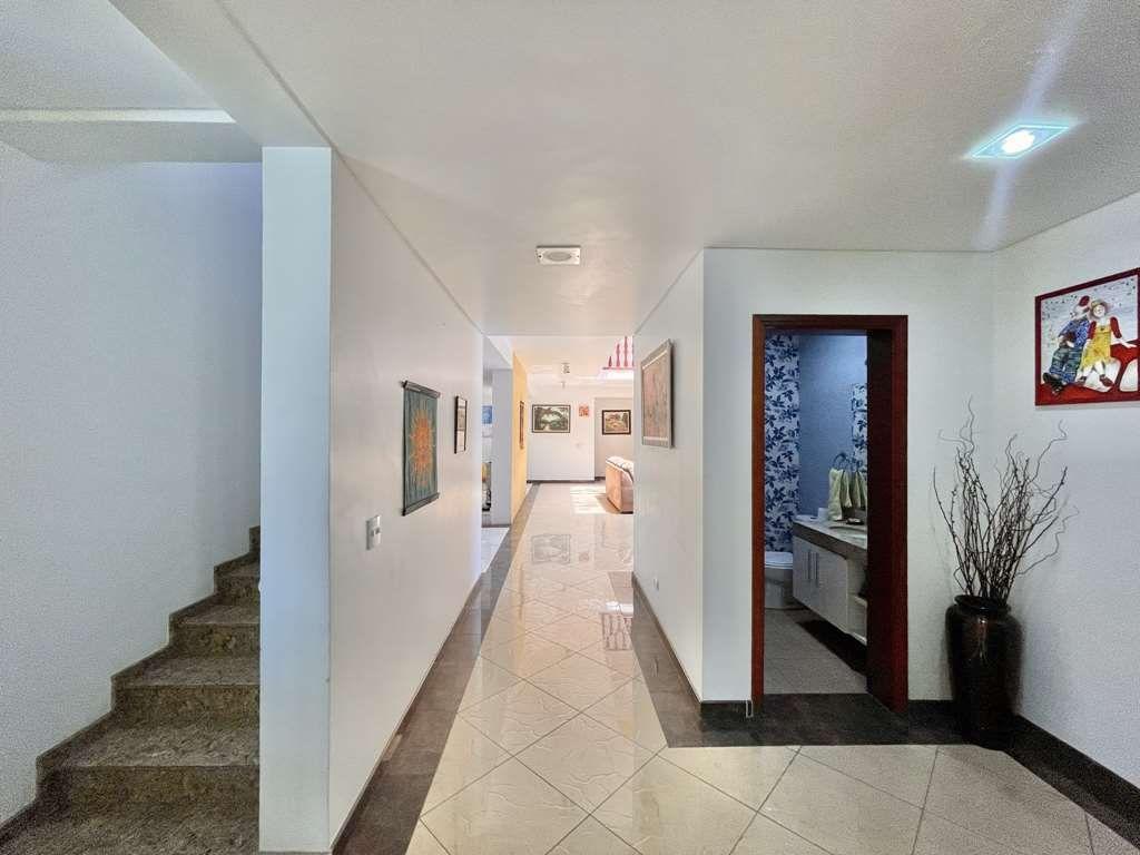 Sobrado para alugar com 6 quartos, 1200m² - Foto 4