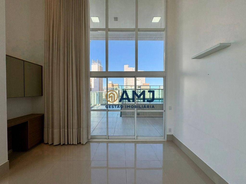 Cobertura à venda com 3 quartos, 420m² - Foto 3