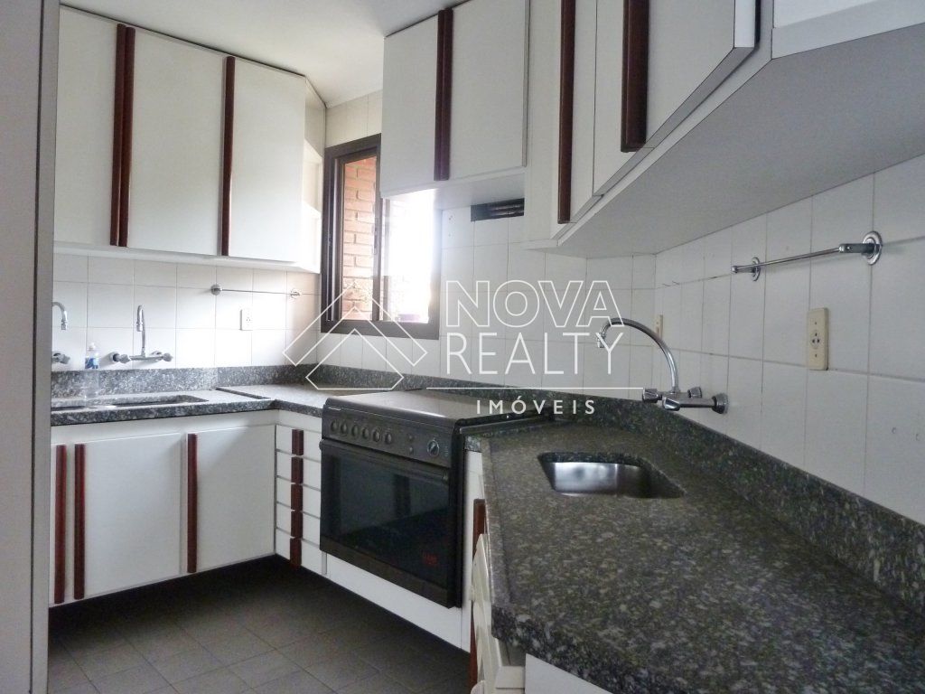 Apartamento à venda e aluguel com 4 quartos, 216m² - Foto 13