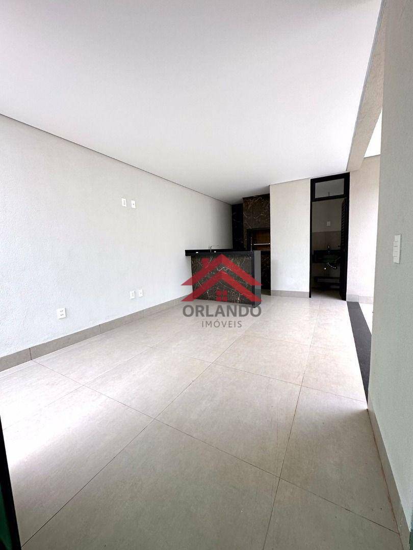 Casa à venda com 3 quartos, 150m² - Foto 3