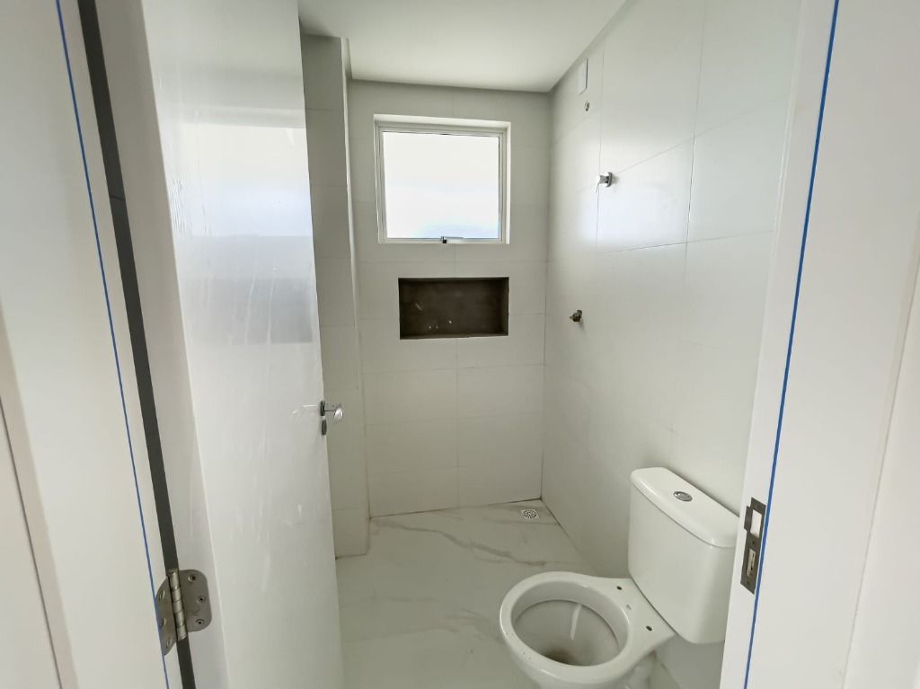 Apartamento à venda com 4 quartos, 157m² - Foto 17