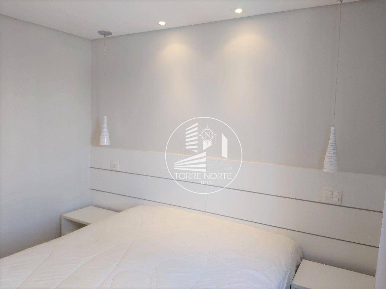 Apartamento para alugar com 2 quartos, 98m² - Foto 22