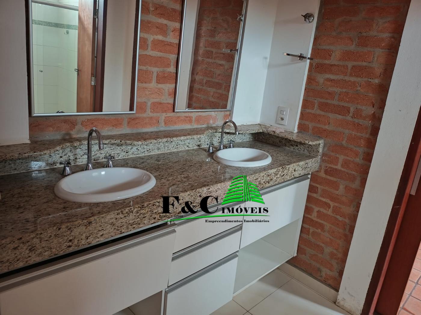 Chácara à venda com 4 quartos, 2200m² - Foto 11
