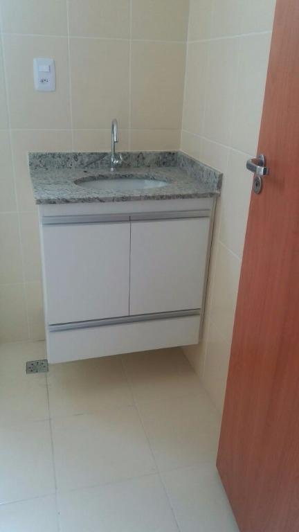 Apartamento à venda com 2 quartos, 60m² - Foto 11