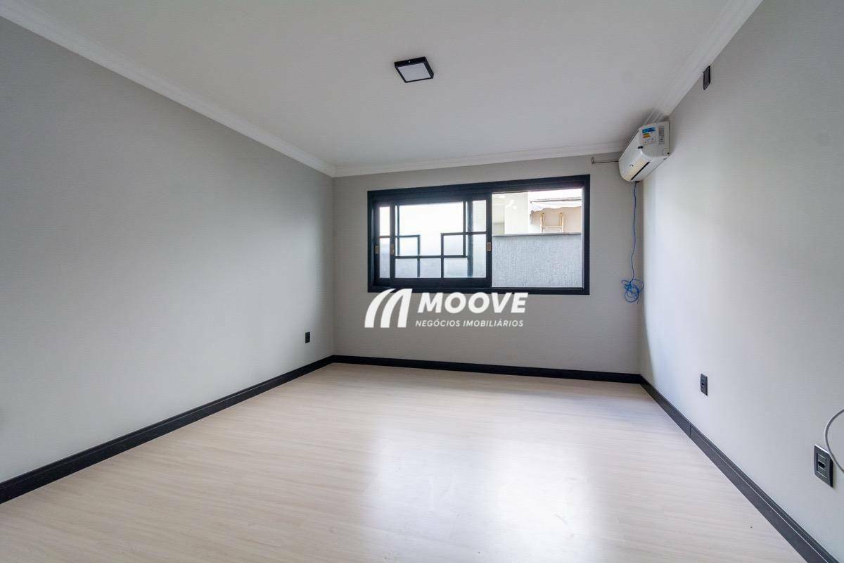 Sobrado à venda com 4 quartos, 280m² - Foto 13