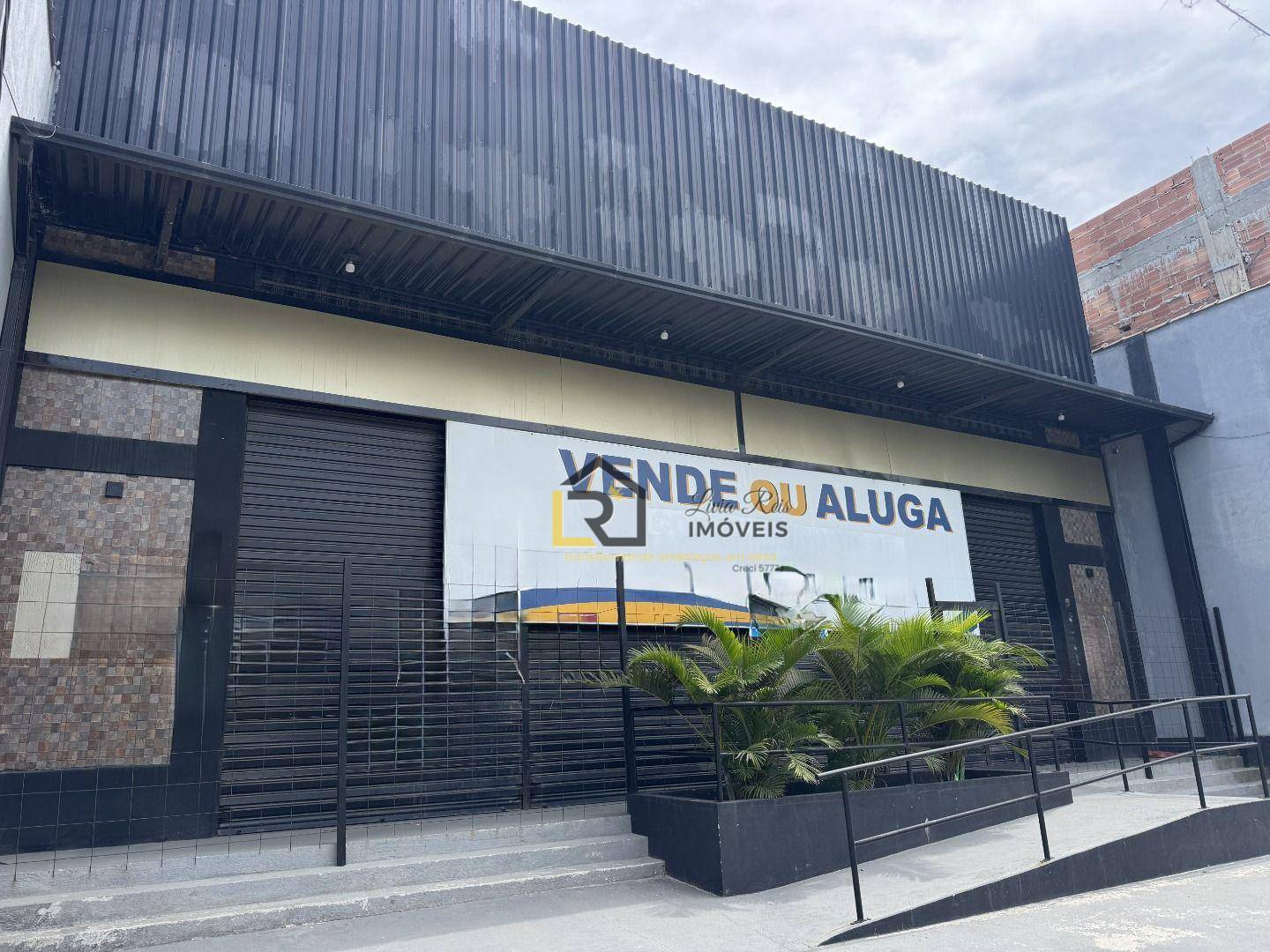 Loja-Salão, 300 m² - Foto 1