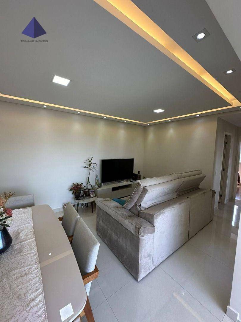 Apartamento para alugar com 3 quartos, 72m² - Foto 2