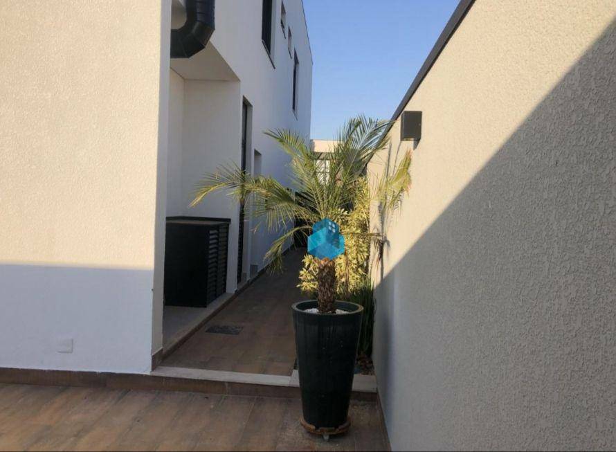 Casa à venda com 4 quartos, 310m² - Foto 43