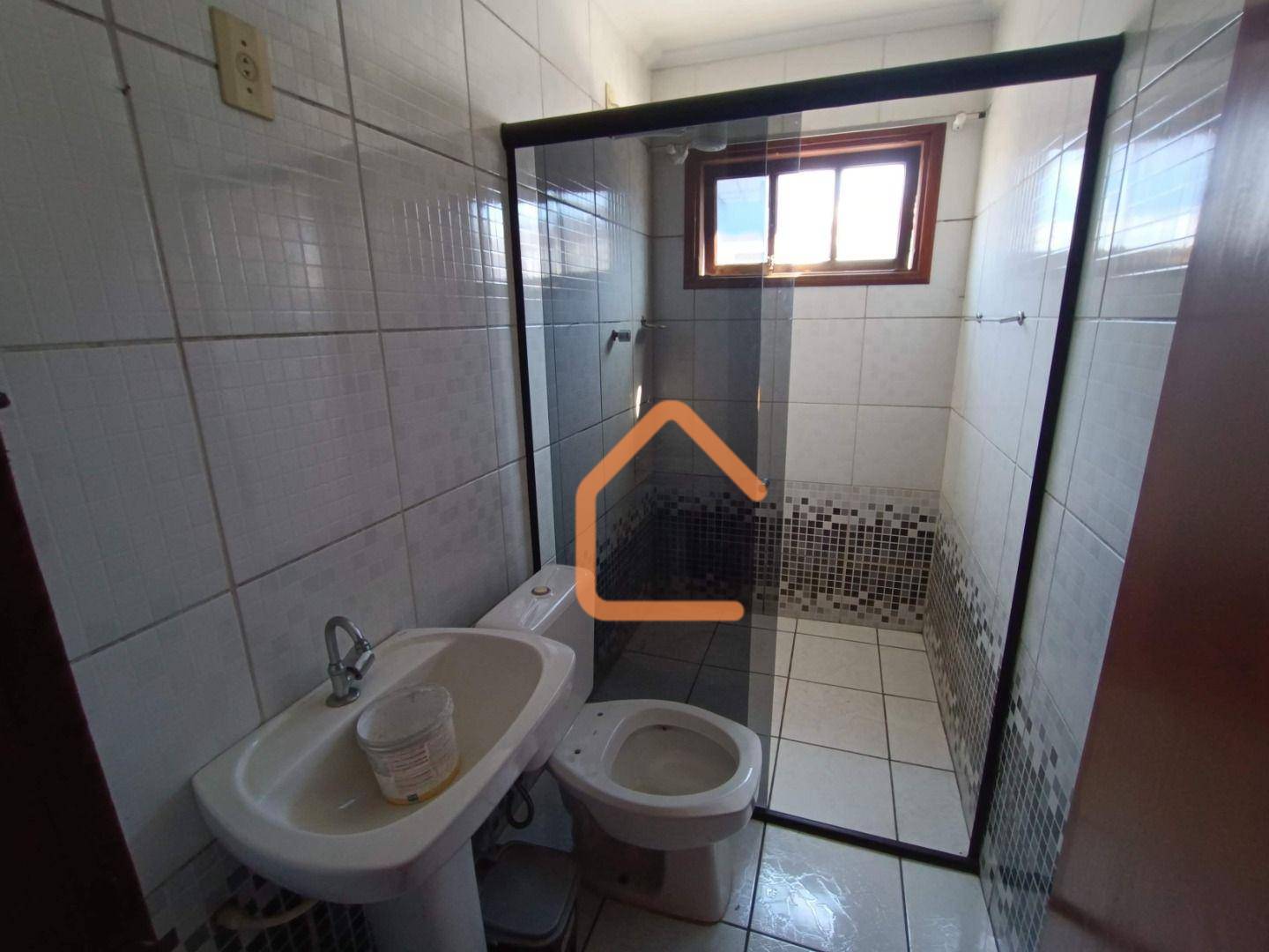 Apartamento para alugar com 3 quartos, 110m² - Foto 8