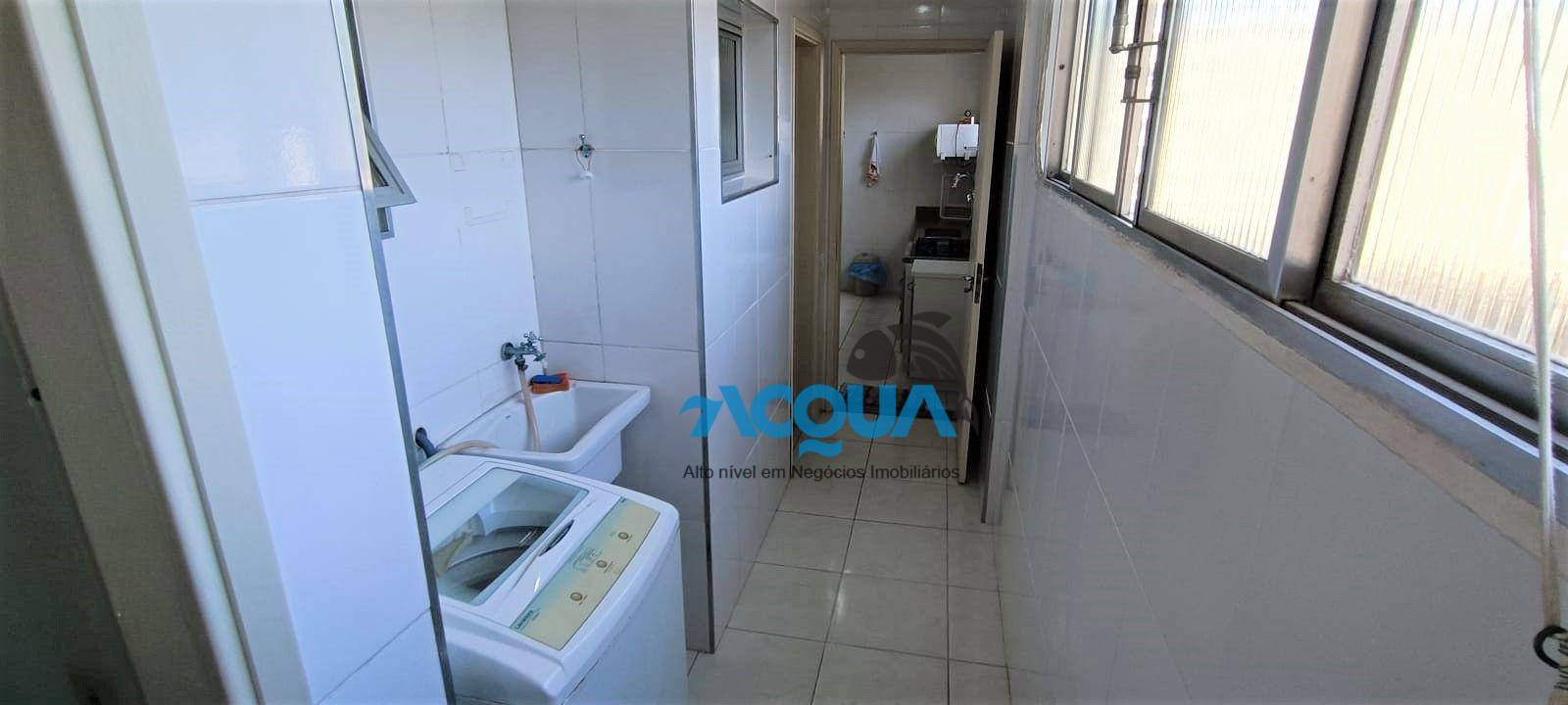 Apartamento à venda com 3 quartos, 136m² - Foto 10