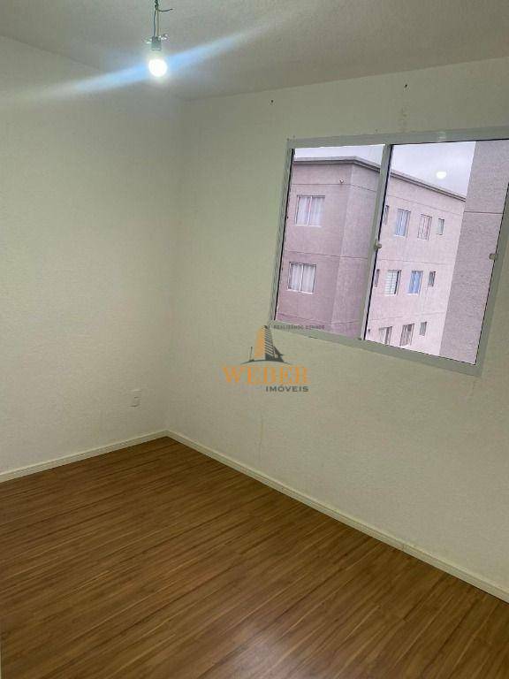 Apartamento à venda com 2 quartos, 42m² - Foto 11