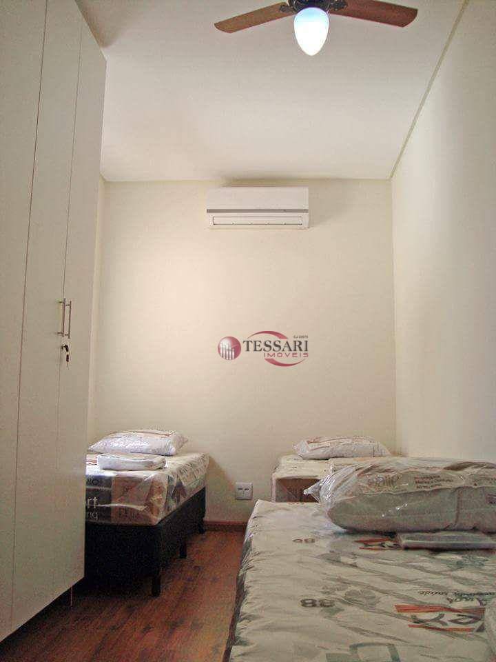 Casa à venda com 3 quartos, 200m² - Foto 7