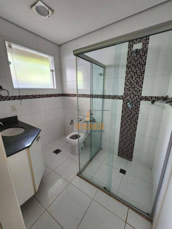 Sobrado à venda com 6 quartos, 240m² - Foto 21