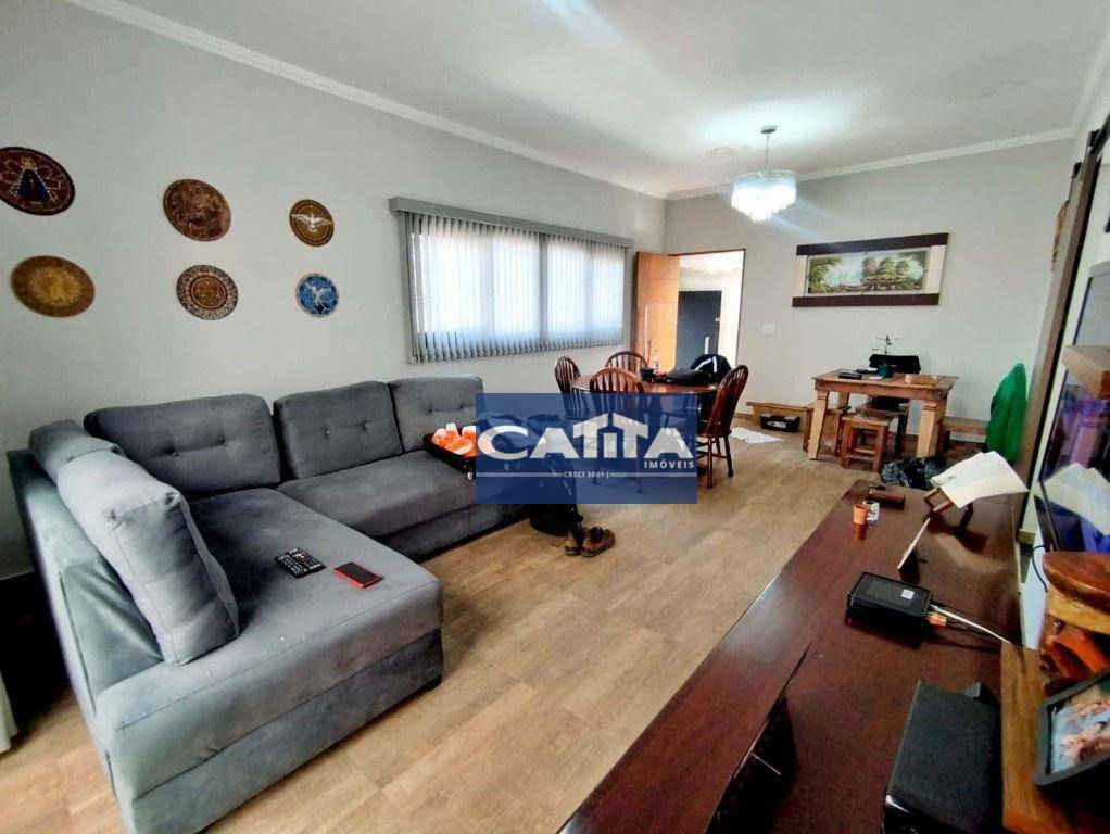 Casa à venda com 3 quartos, 130m² - Foto 1