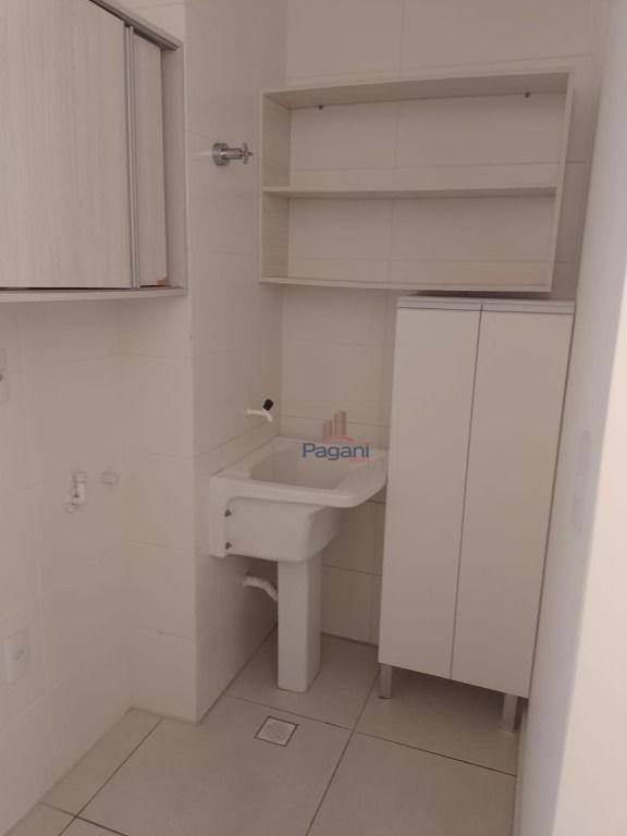 Apartamento para alugar com 2 quartos, 72m² - Foto 14