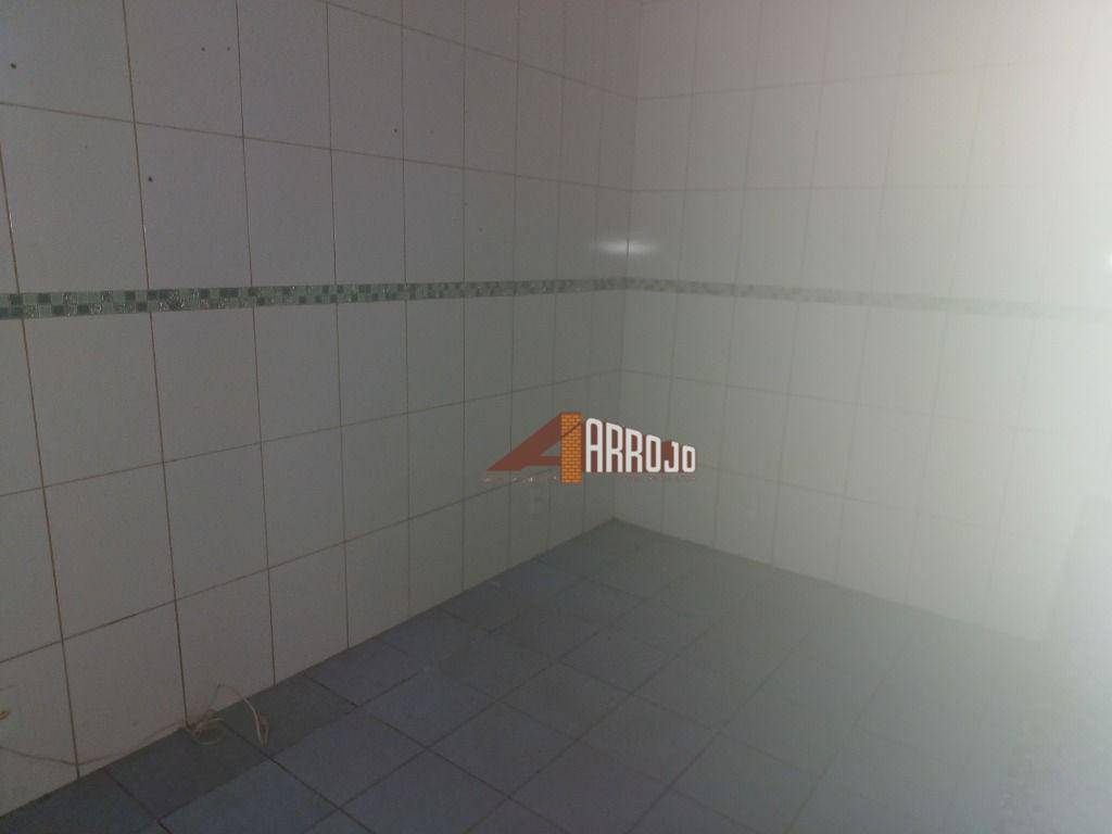 Sobrado à venda com 2 quartos, 88m² - Foto 12