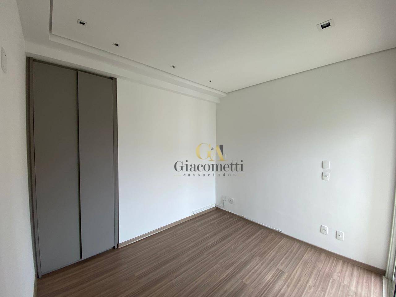 Apartamento à venda com 3 quartos, 172m² - Foto 8