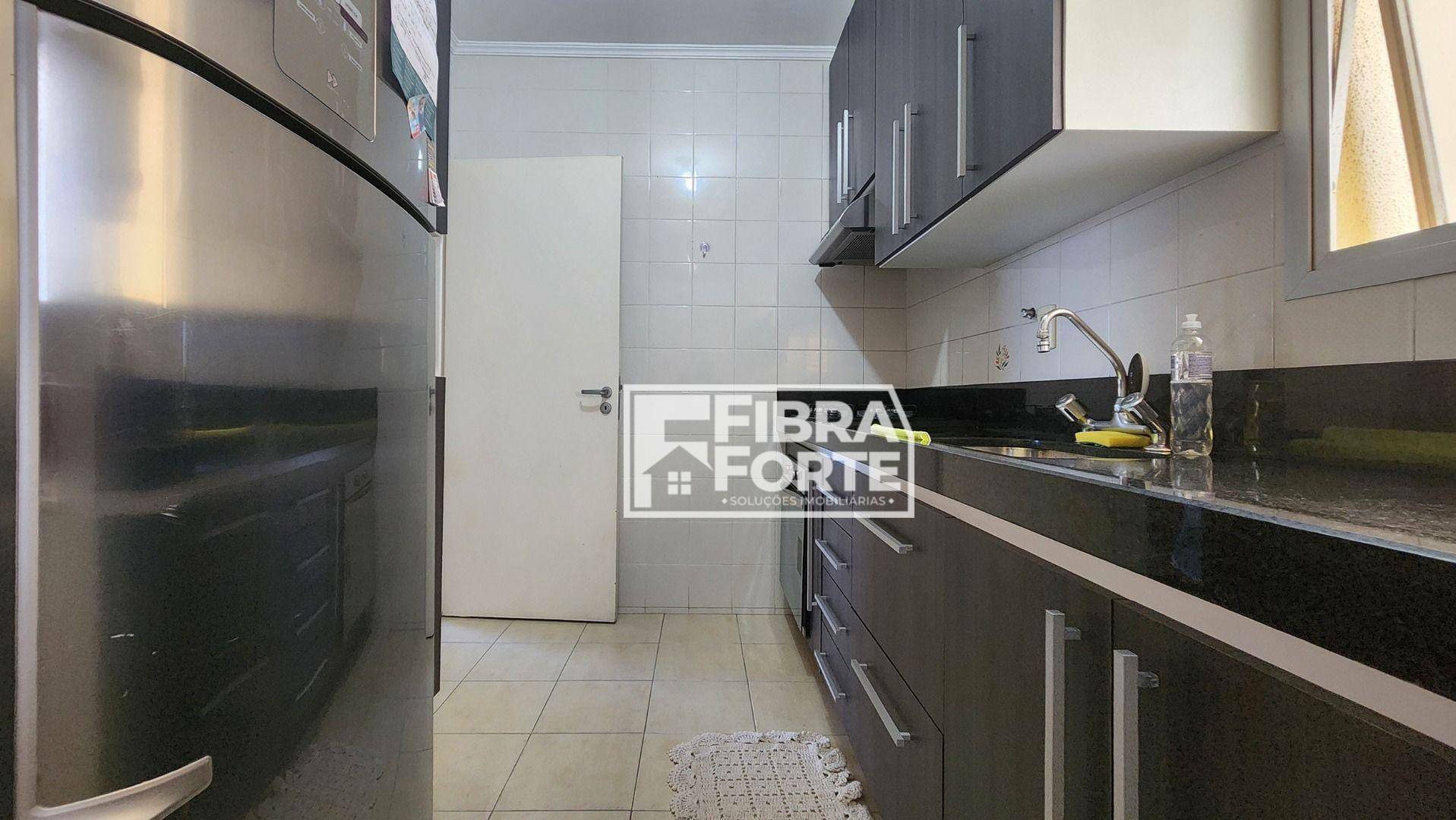 Apartamento à venda com 2 quartos, 70m² - Foto 9