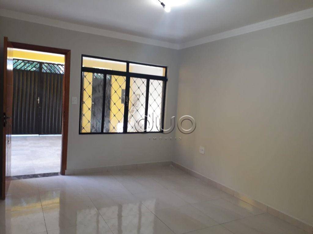 Casa à venda com 3 quartos, 138m² - Foto 2