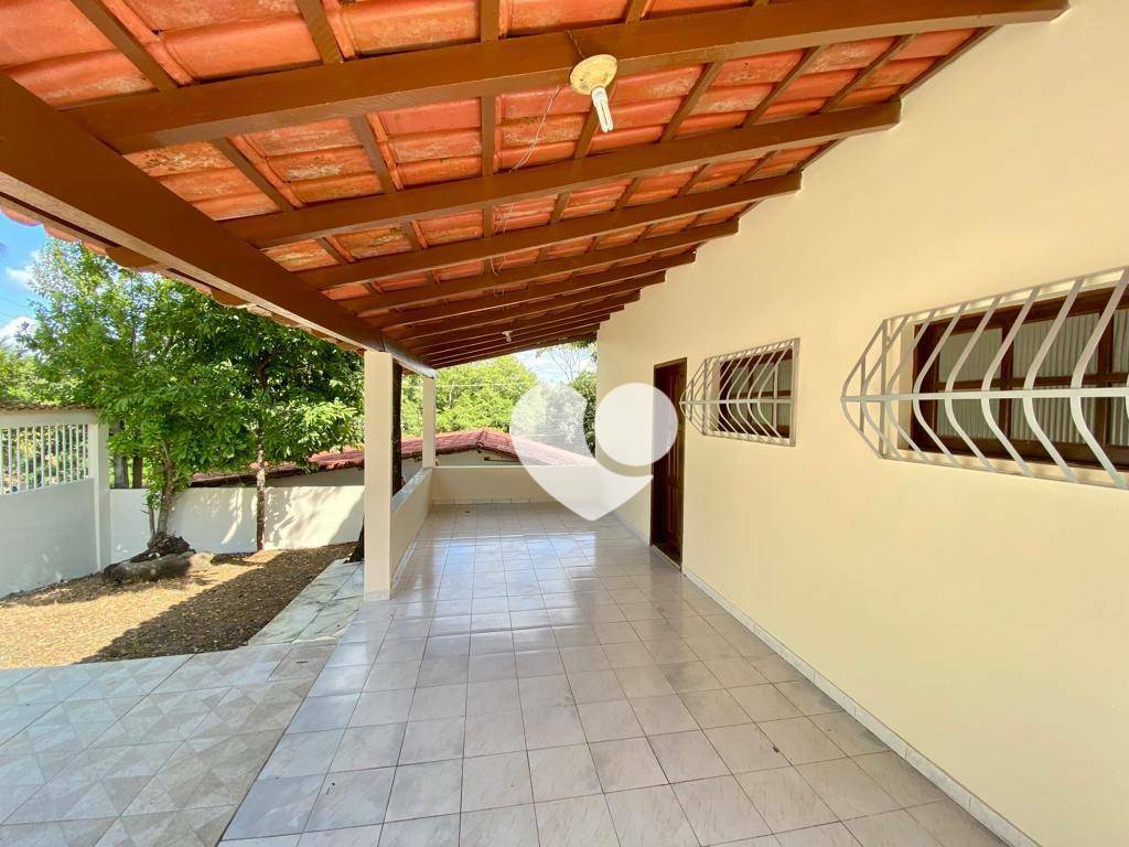 Casa de Condomínio à venda com 5 quartos, 300m² - Foto 5