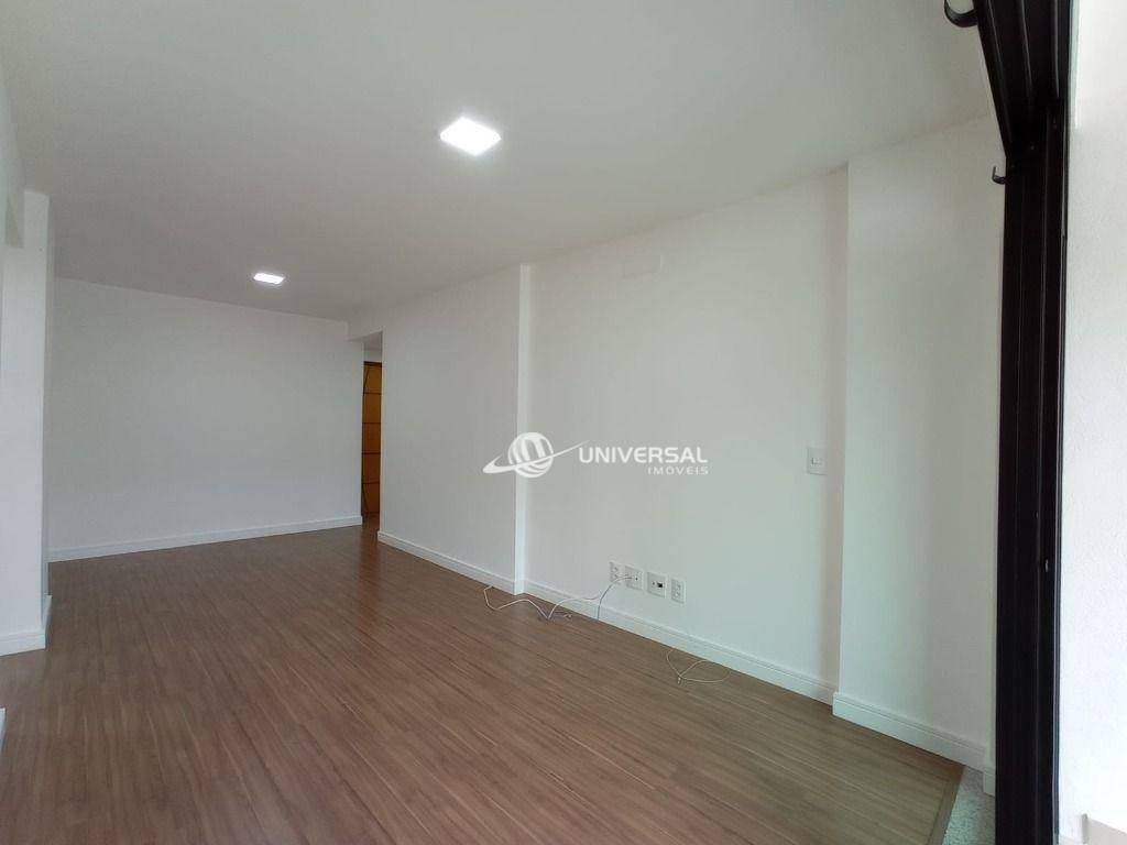 Apartamento para alugar com 2 quartos, 106m² - Foto 3